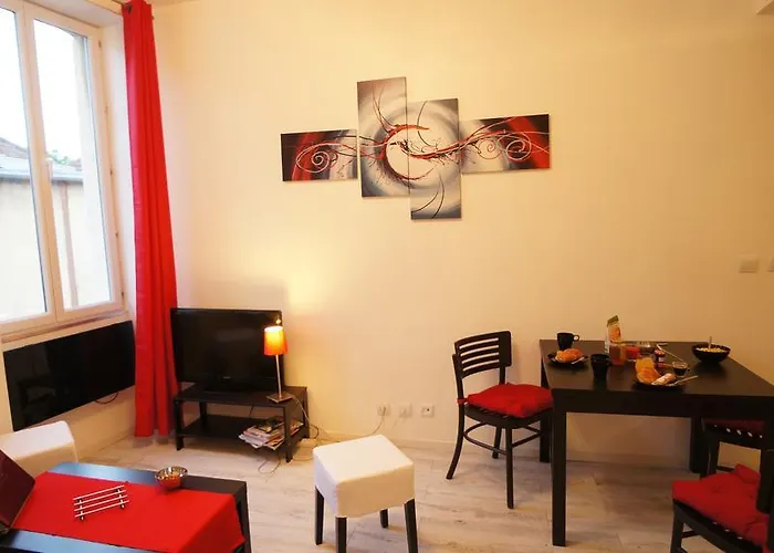 Le Vinea Beaune (Cote d'Or)